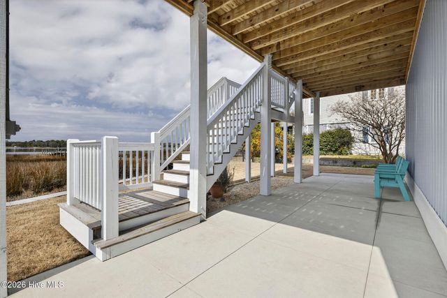 161 Big Hammock Point Road, Sneads Ferry, NC 28460