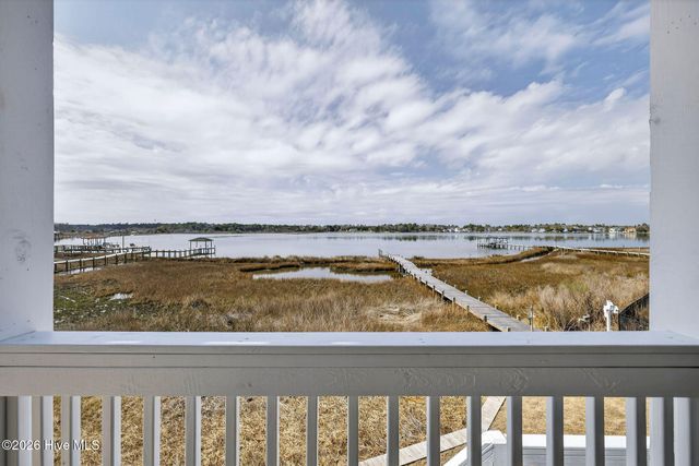 161 Big Hammock Point Road, Sneads Ferry, NC 28460