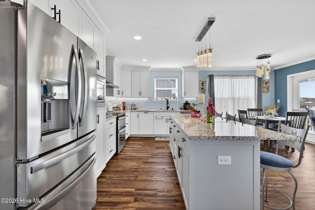 161 Big Hammock Point Road, Sneads Ferry, NC 28460