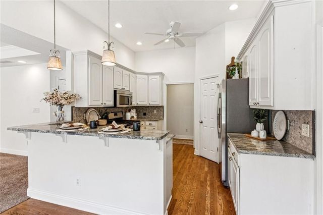1182 Vintage Way, Hoschton, GA 30548