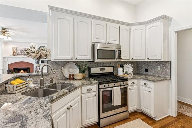1182 Vintage Way, Hoschton, GA 30548