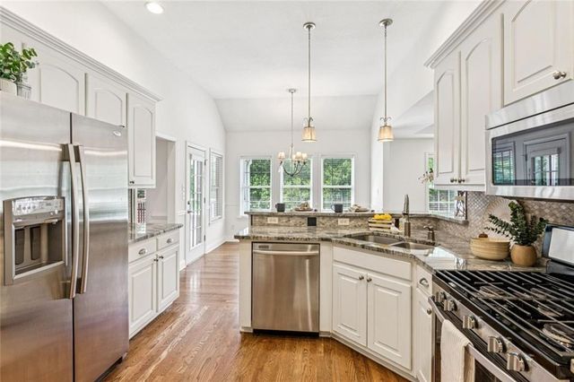 1182 Vintage Way, Hoschton, GA 30548