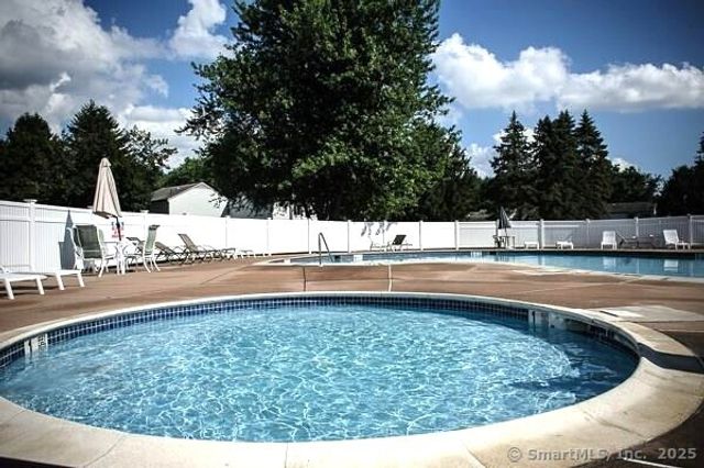 41 Candlewood Drive 41, South Windsor, CT 06074