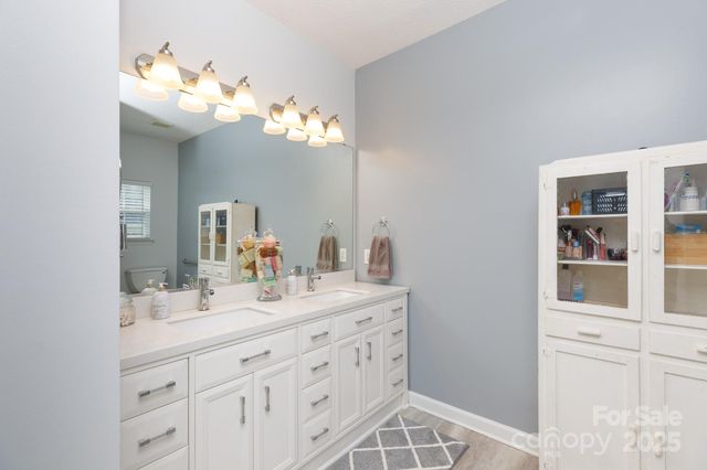 1585 Matthews Drive, Rock Hill, SC 29732