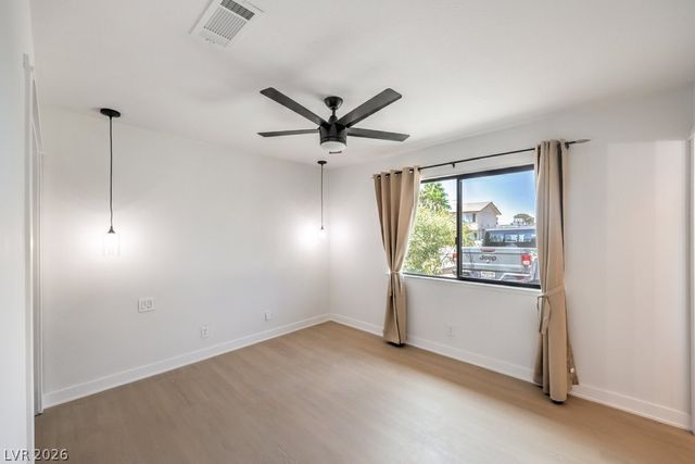 6945 Cobblestone Avenue, Las Vegas, NV 89145