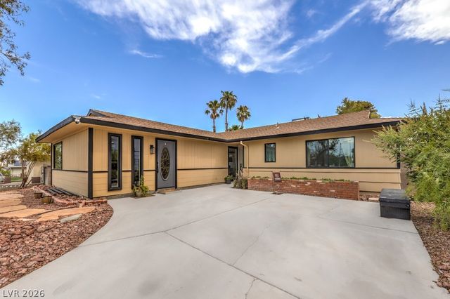 6945 Cobblestone Avenue, Las Vegas, NV 89145