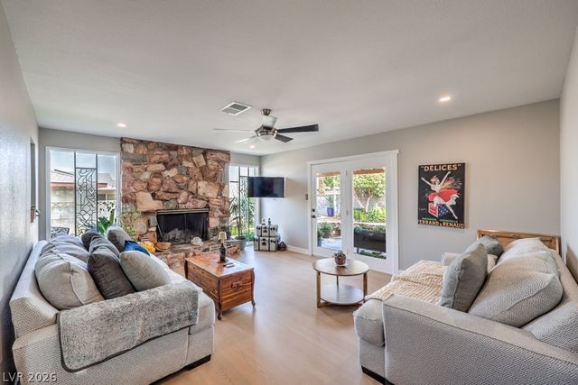 6945 Cobblestone Avenue, Las Vegas, NV 89145