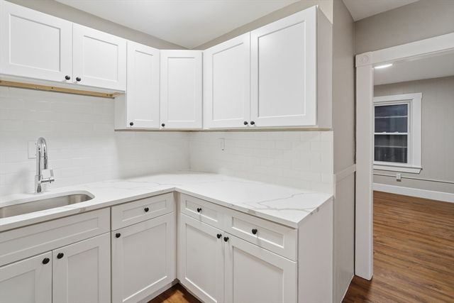 44 Pratt St. 3R, Fitchburg, MA 01420
