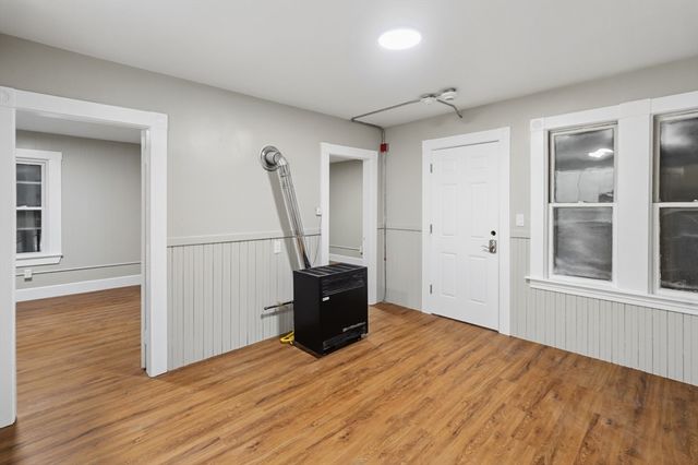 44 Pratt St. 3R, Fitchburg, MA 01420