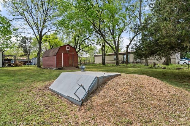 704 S Fifth Avenue, Bonanza, AR 72916