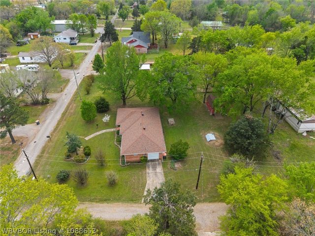 704 S Fifth Avenue, Bonanza, AR 72916