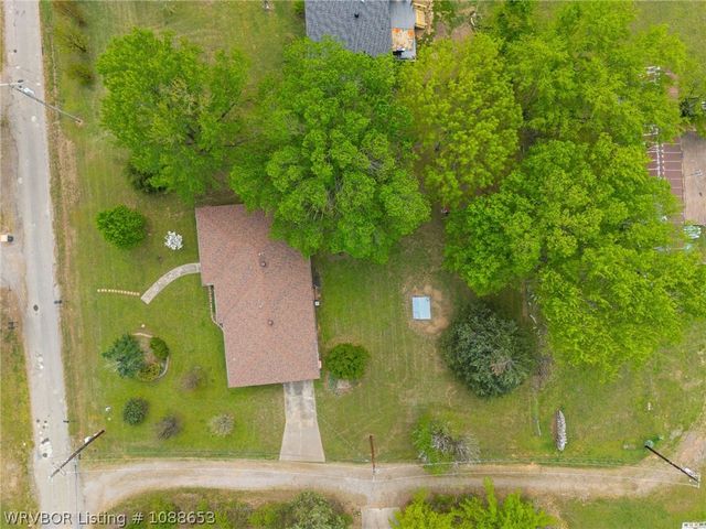 704 S Fifth Avenue, Bonanza, AR 72916