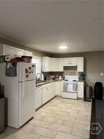 2010 S Milledge Avenue, Athens, GA 30605