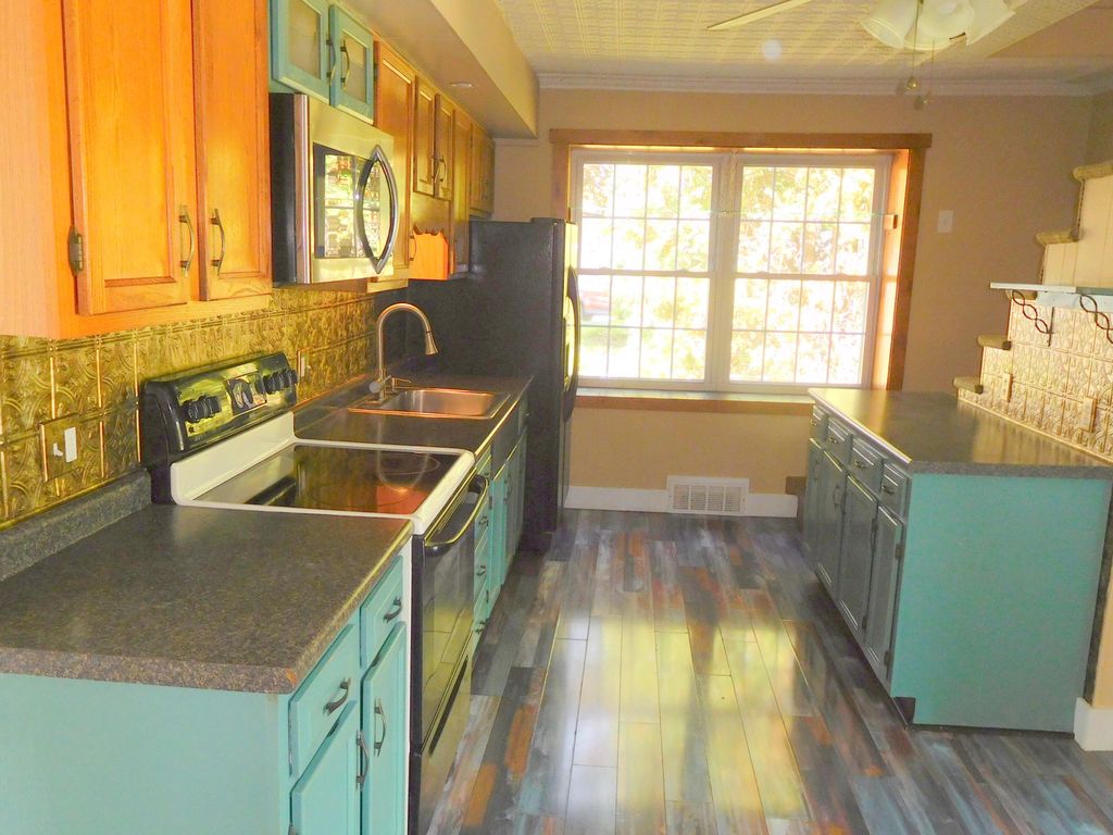 16 Lemaire Avenue, Lewiston, ME 04240 — photo 5