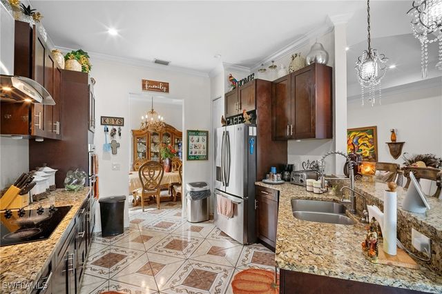 5270 42nd ST NE, Naples, FL 34120