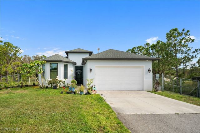 5270 42nd ST NE, Naples, FL 34120