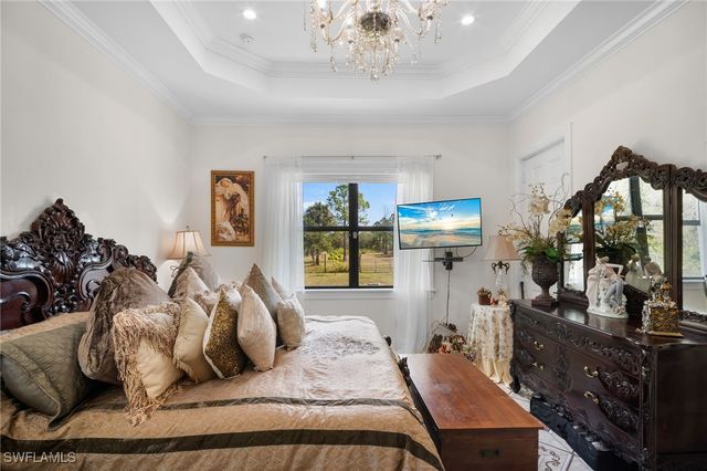 5270 42nd ST NE, Naples, FL 34120