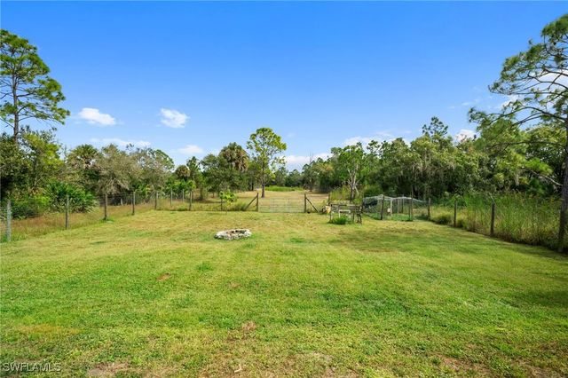 5270 42nd ST NE, Naples, FL 34120