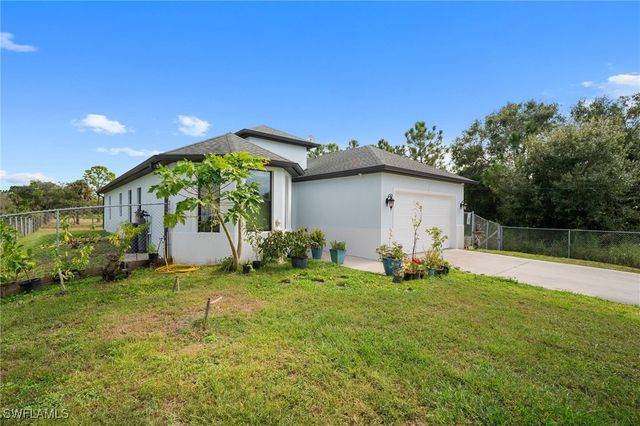 5270 42nd ST NE, Naples, FL 34120