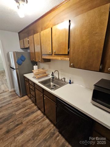 849 Nottingham Drive 63, Gastonia, NC 28054