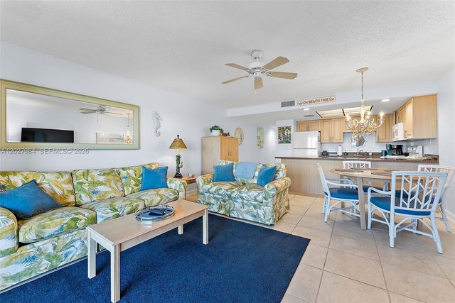 429 NE Tradewind Lane 305, Hutchinson Island, FL 34996