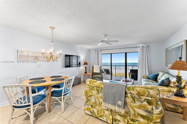 429 NE Tradewind Lane 305, Hutchinson Island, FL 34996