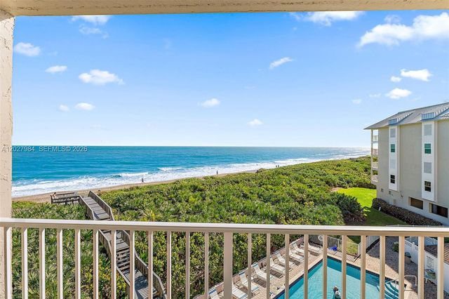 429 NE Tradewind Lane 305, Hutchinson Island, FL 34996