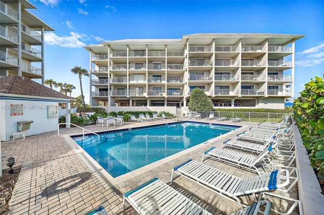 429 NE Tradewind Lane 305, Hutchinson Island, FL 34996