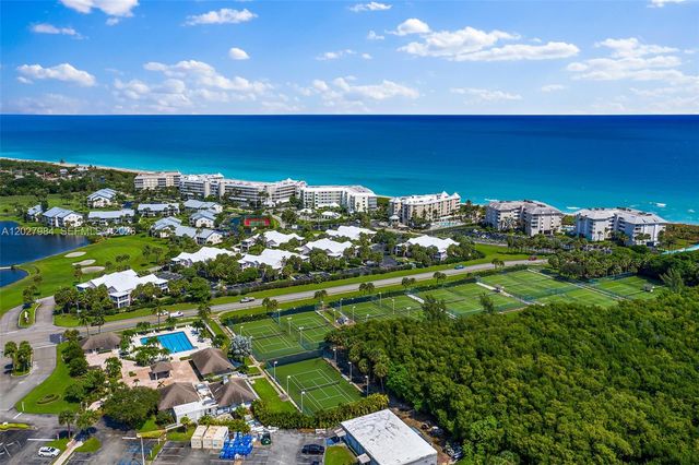 429 NE Tradewind Lane 305, Hutchinson Island, FL 34996