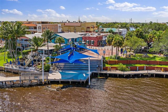 429 NE Tradewind Lane 305, Hutchinson Island, FL 34996