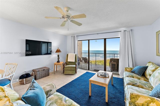 429 NE Tradewind Lane 305, Hutchinson Island, FL 34996