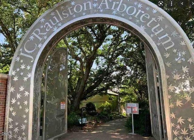 1565 Rodessa Run, Raleigh, NC 27607