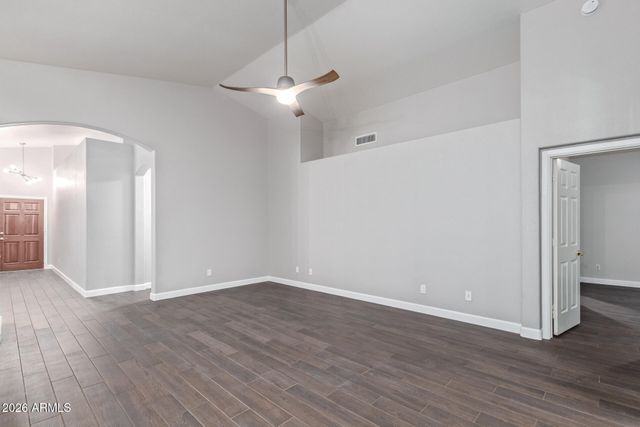 1004 W BEVERLY Lane, Phoenix, AZ 85023