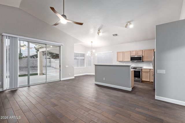 1004 W BEVERLY Lane, Phoenix, AZ 85023