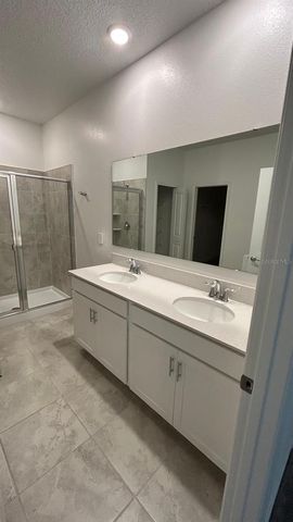 913 LAUREL VIEW WAY, Groveland, FL 34736