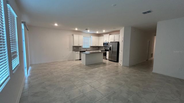 913 LAUREL VIEW WAY, Groveland, FL 34736