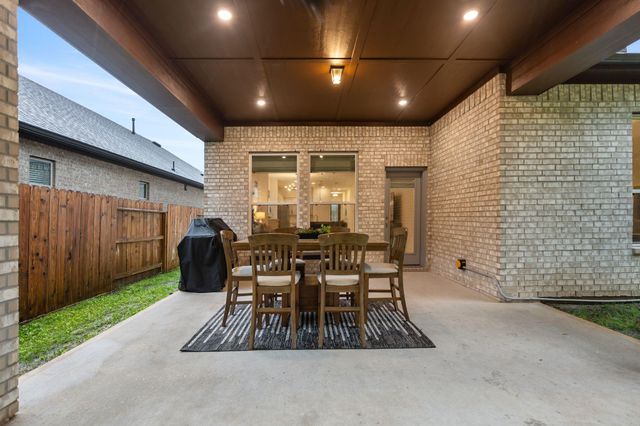 24531 Songlark Bend Drive, Tomball, TX 77375
