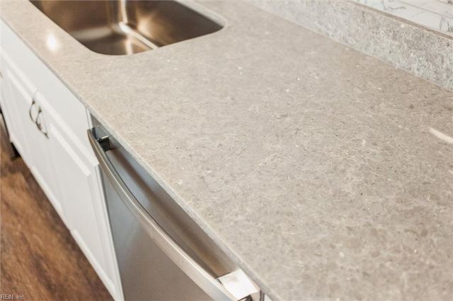 1909 Long Green LN, Hampton, VA 23663