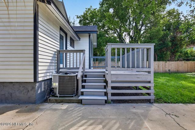 2256 FORBES Street, Jacksonville, FL 32204