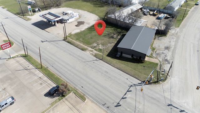 535 S Cherry Lane, White Settlement, TX 76108