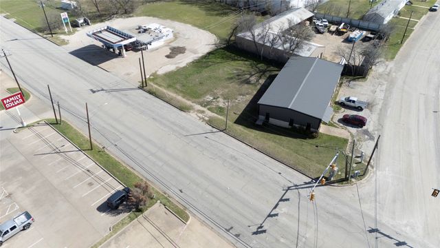 535 S Cherry Lane, White Settlement, TX 76108