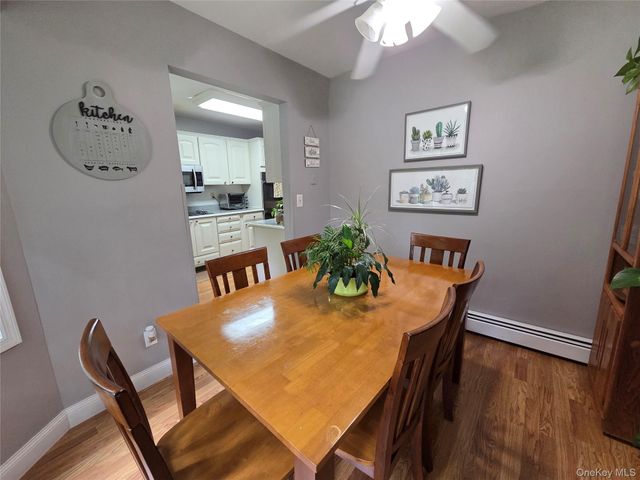 34 Greenshire Way, Walden, NY 12586