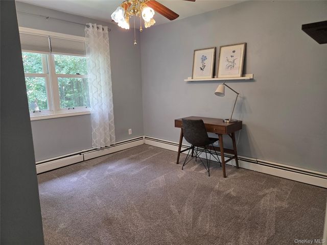 34 Greenshire Way, Walden, NY 12586