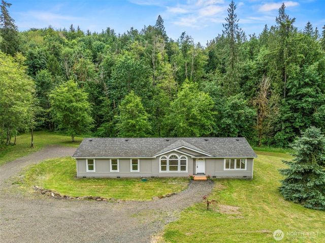221 Parker Pl, Kelso, WA 98611