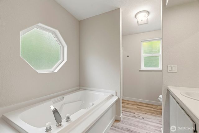 221 Parker Pl, Kelso, WA 98611