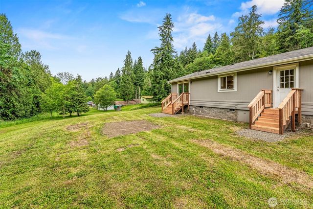 221 Parker Pl, Kelso, WA 98611