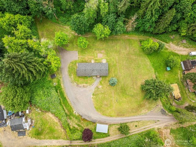 221 Parker Pl, Kelso, WA 98611
