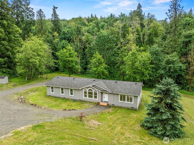 221 Parker Pl, Kelso, WA 98611