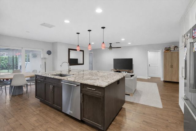 650 SW 16th Street, Boca Raton, FL 33486