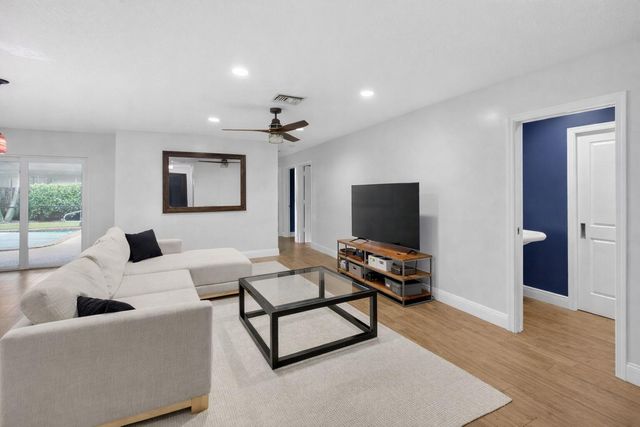 650 SW 16th Street, Boca Raton, FL 33486